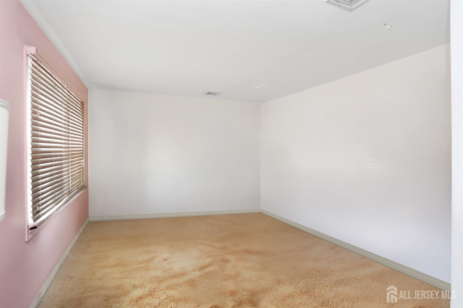 16 Meadow Lane, Old Bridge, New Jersey image 17