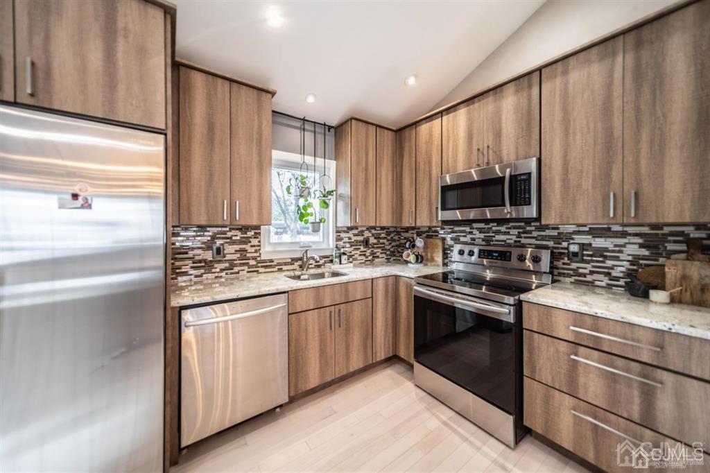 47 Jackson Avenue, Carteret, New Jersey image 19