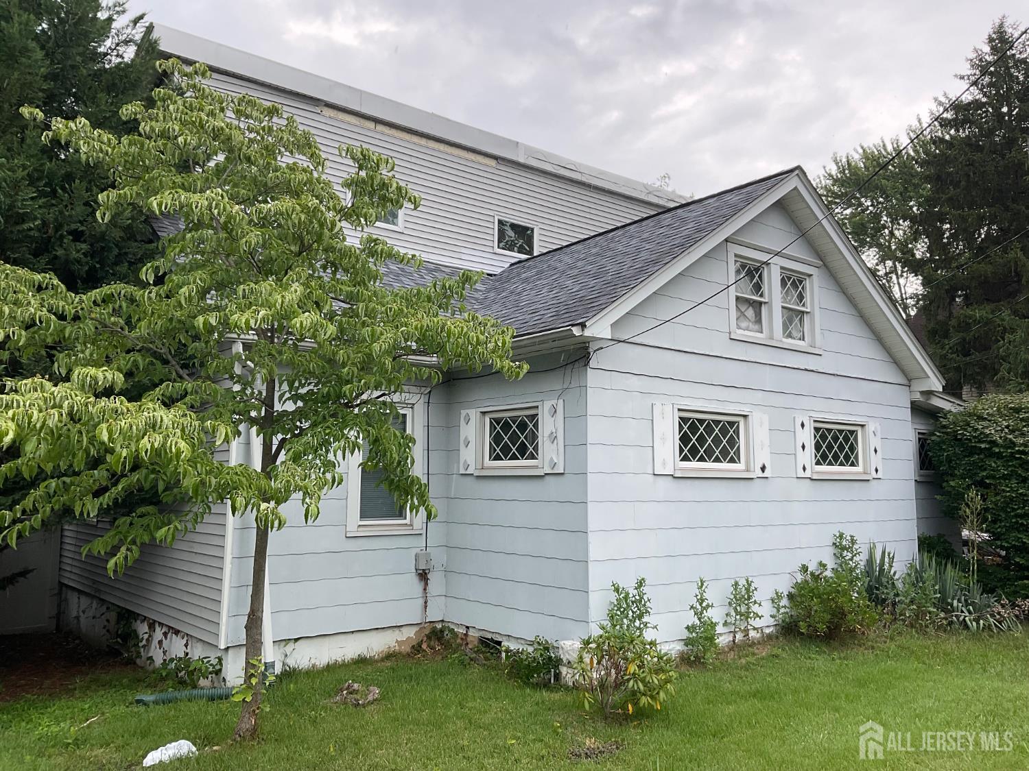 Photo 1 of 12 — 215 Gatzmer Avenue, Jamesburg, NJ 08831
