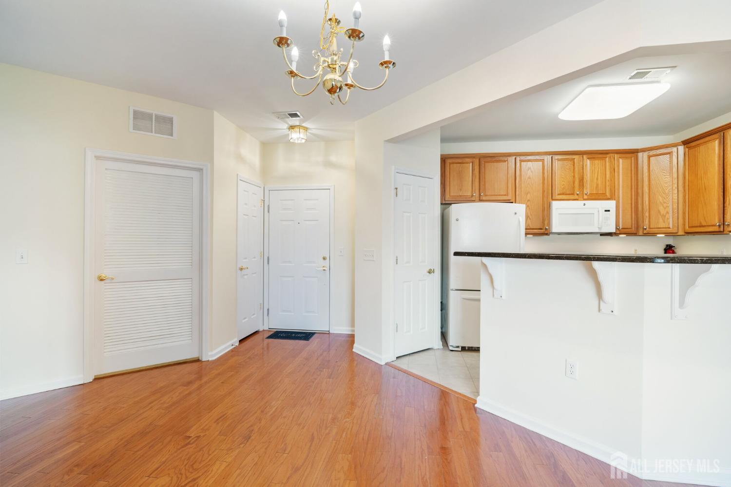540 Cranbury Road #407, East Brunswick, New Jersey image 11