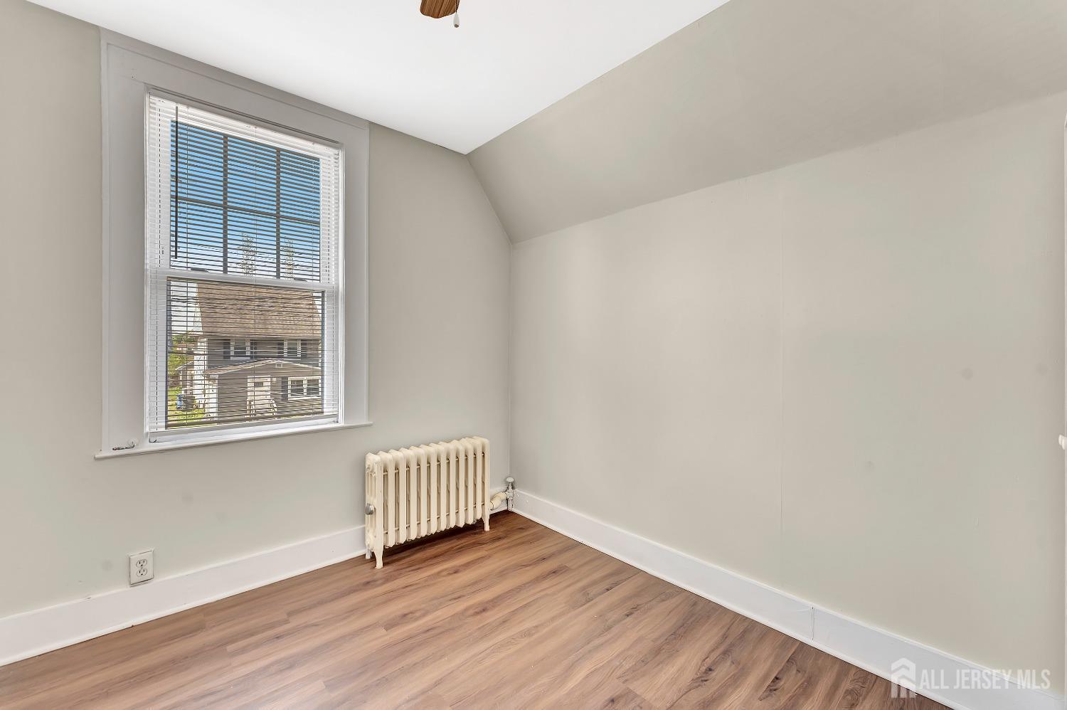 17 Milos Way, Port Reading, New Jersey image 19