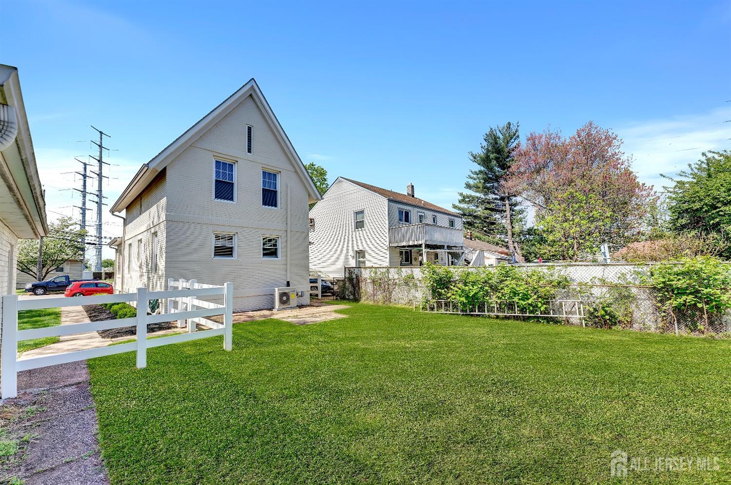 17 Milos Way, Port Reading, New Jersey image 23