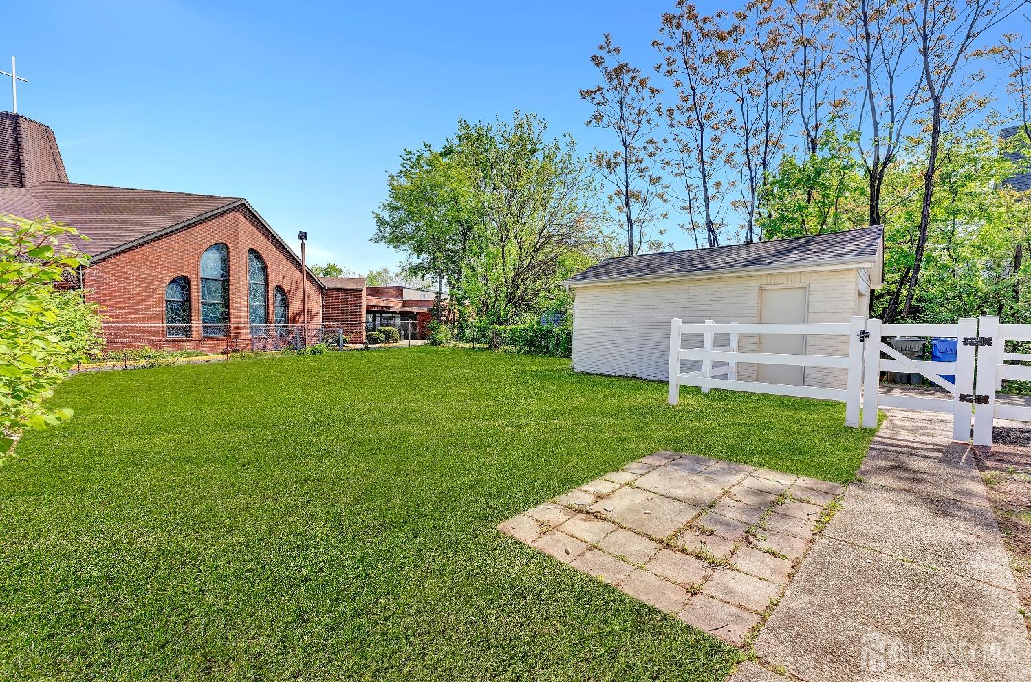 17 Milos Way, Port Reading, New Jersey image 21