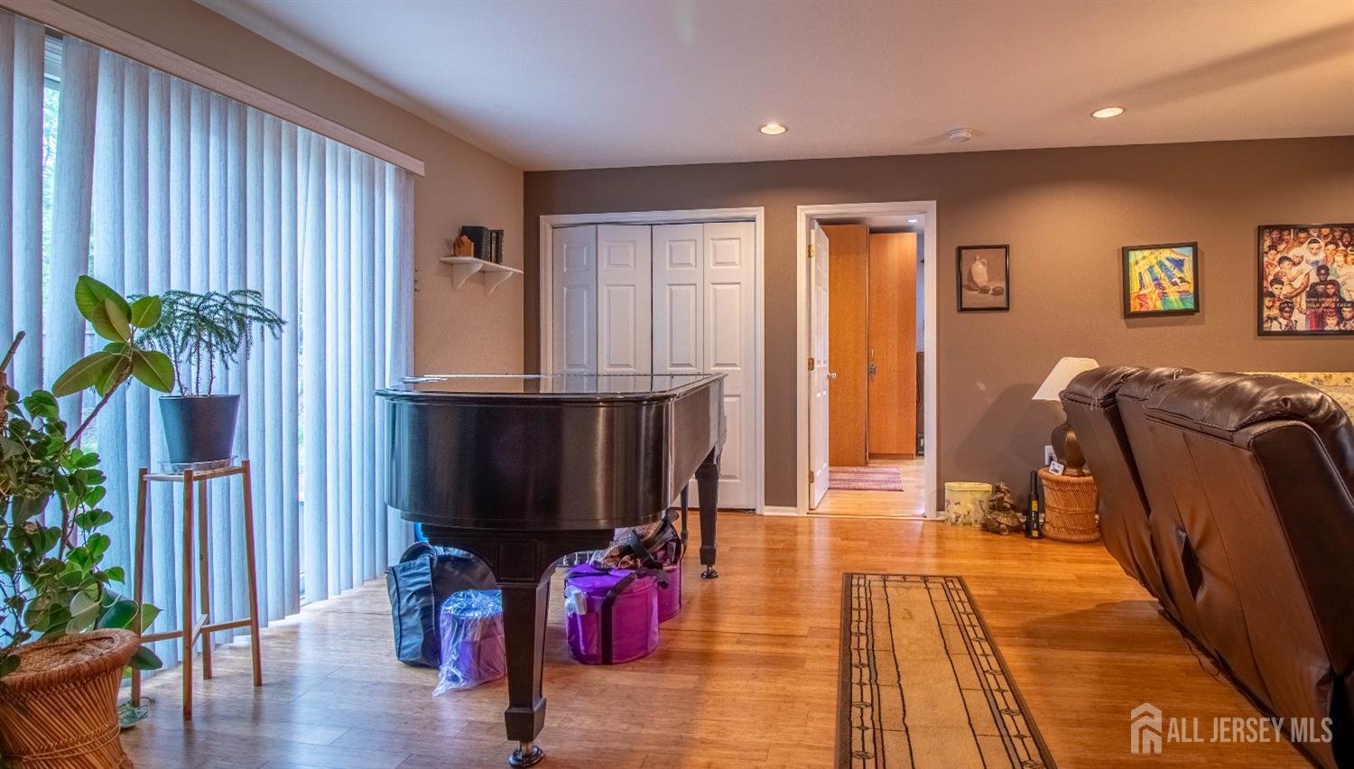 11 Drexel Terrace, Monroe Township, New Jersey image 15
