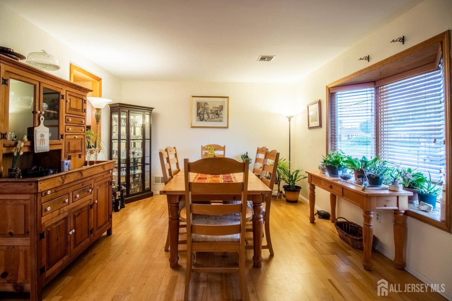 11 Drexel Terrace, Monroe Township, New Jersey image 8