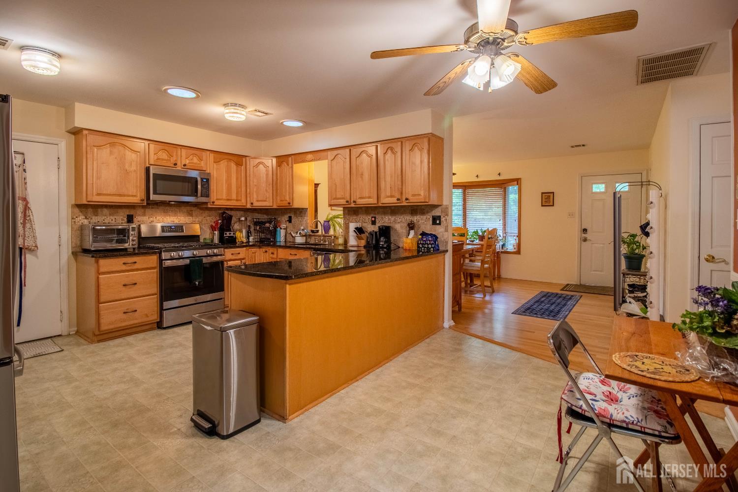11 Drexel Terrace, Monroe Township, New Jersey image 13