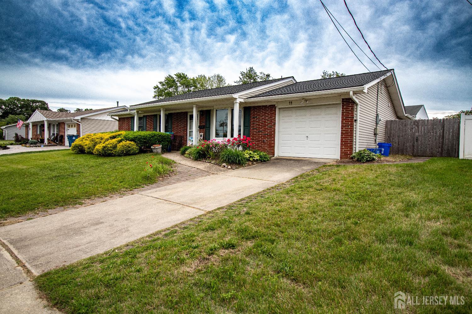 11 Drexel Terrace, Monroe Township, New Jersey image 1