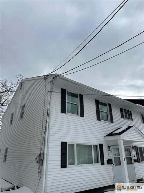 Homes For Rent - 11 Hyde Avenue<br/> Iselin, NJ 08830
