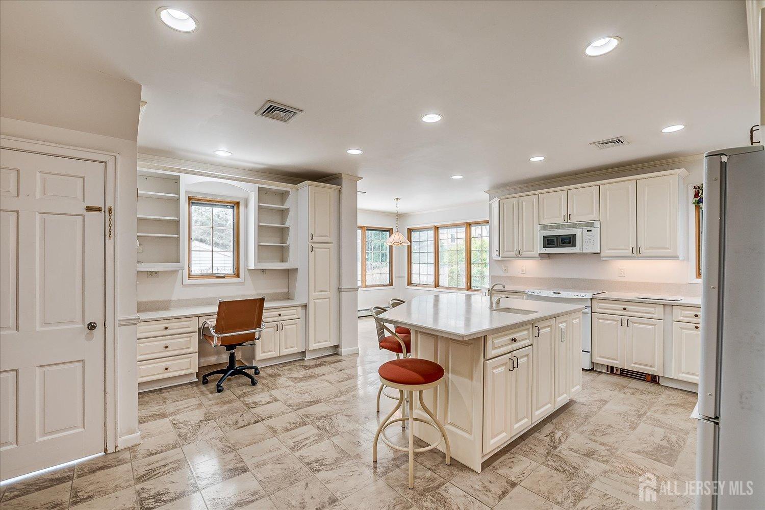 42 Pershing Avenue, Sayreville, New Jersey image 8