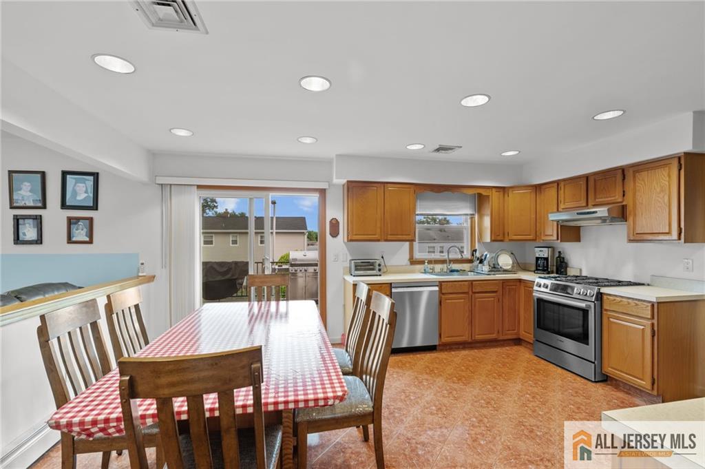 17 Grant Street, South River, New Jersey image 13
