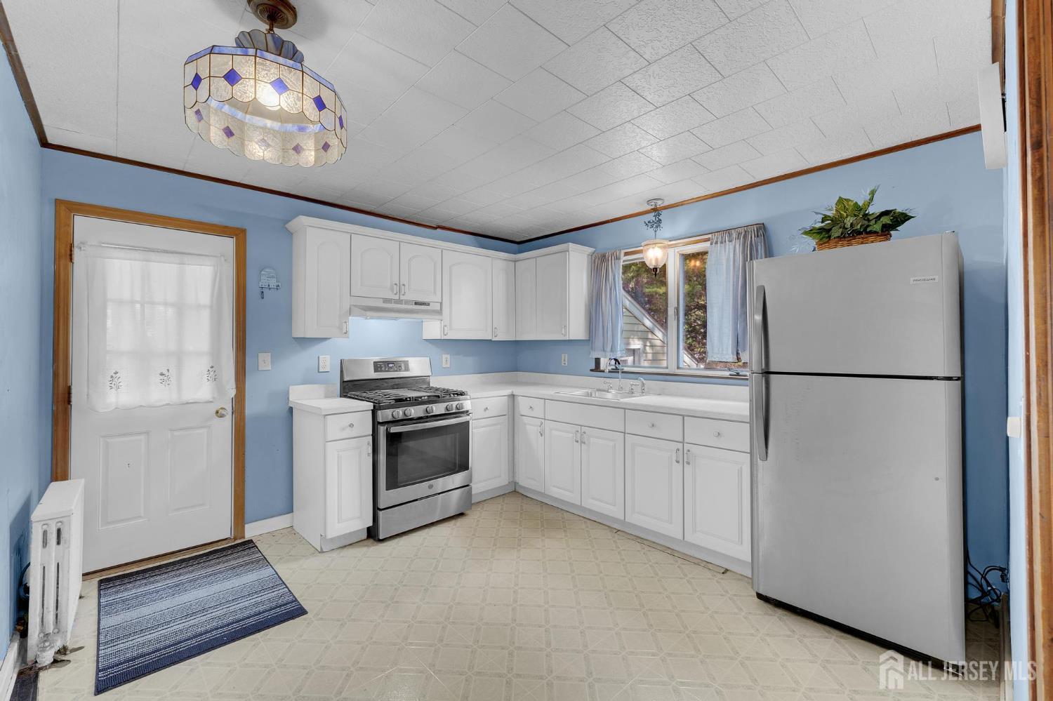 16 Kent Place, North Plainfield, New Jersey image 9