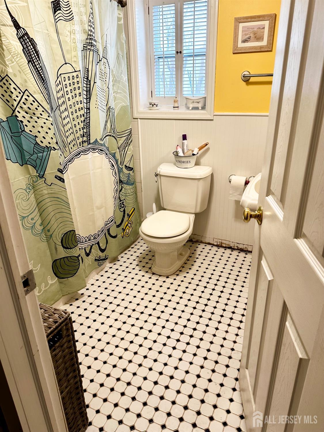 121 Beech Street, Fords, New Jersey image 22