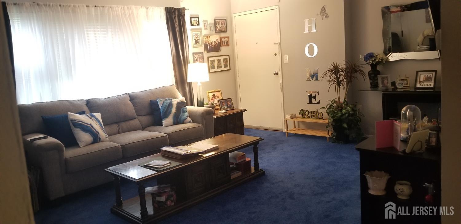 160 Evergreen Road #6A, Edison, New Jersey image 2