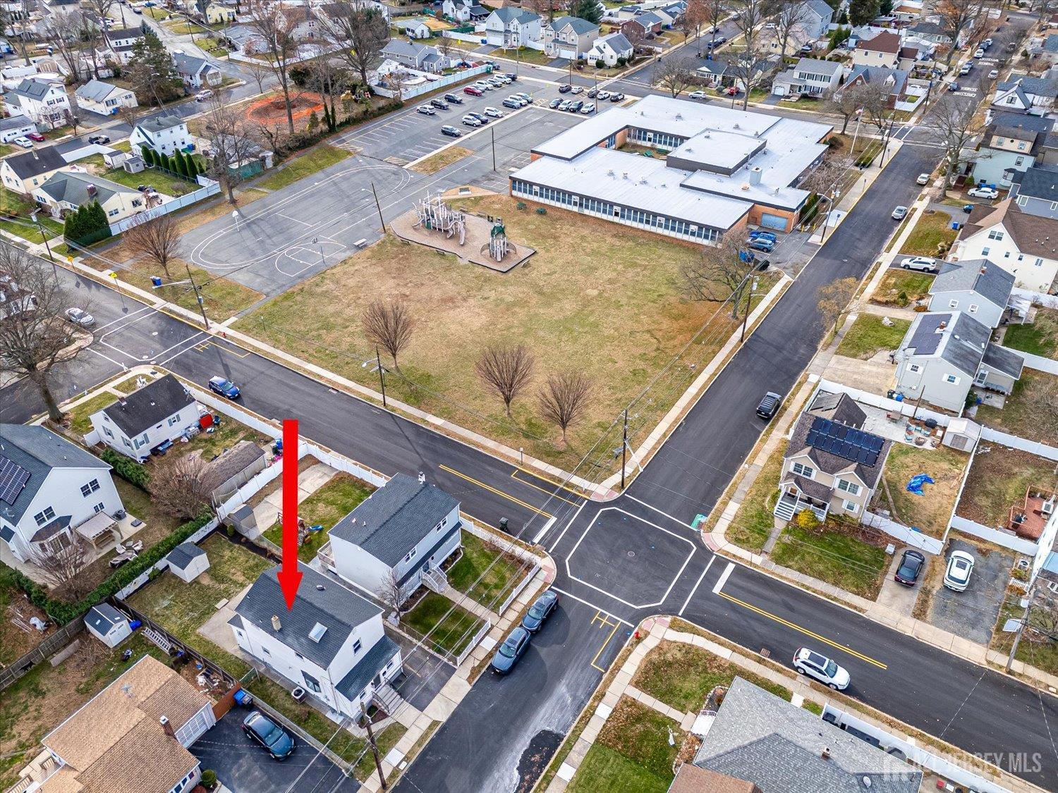 Woodbridge Proper, New Jersey 07095, United States, 3 Bedrooms Bedrooms, ,2 BathroomsBathrooms,Residential,Active,253173