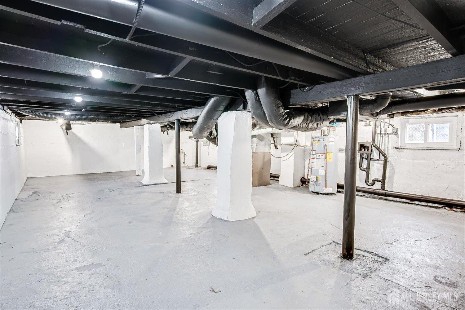 Woodbridge Proper, New Jersey 07095, United States, 3 Bedrooms Bedrooms, ,2 BathroomsBathrooms,Residential,Active,253173