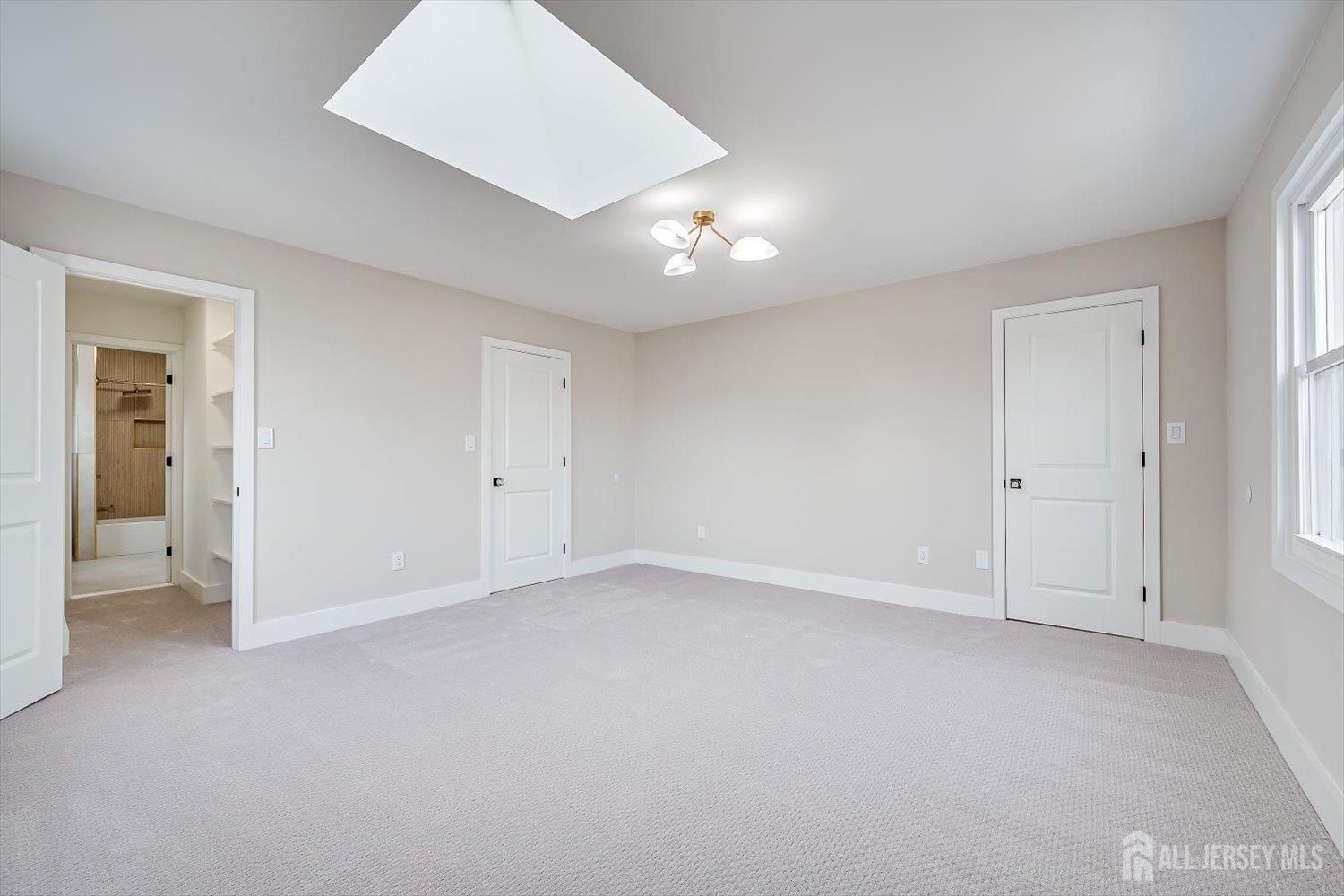 Woodbridge Proper, New Jersey 07095, United States, 3 Bedrooms Bedrooms, ,2 BathroomsBathrooms,Residential,Active,253173