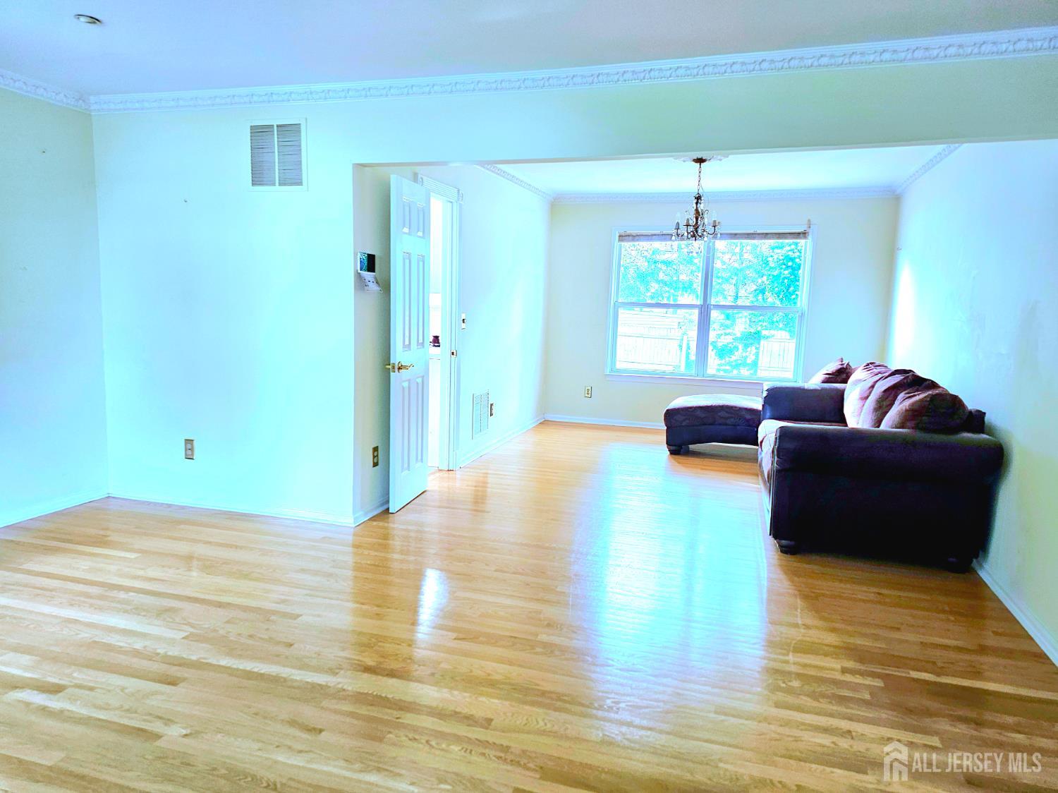 53 Perilli Drive, Hamilton, New Jersey image 6