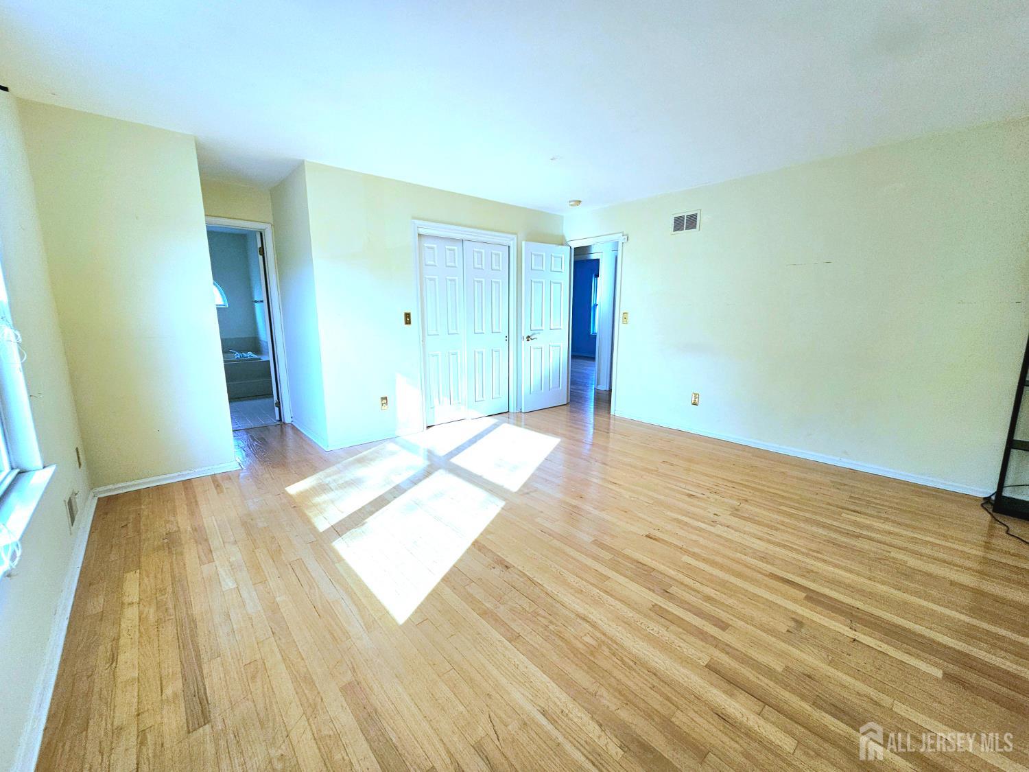 53 Perilli Drive, Hamilton, New Jersey image 13