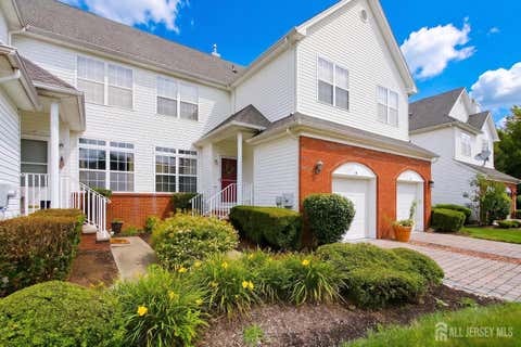 Condo For Sale - 10 Wordsworth Court<br/> Mercer County, East Windsor, NJ 08520