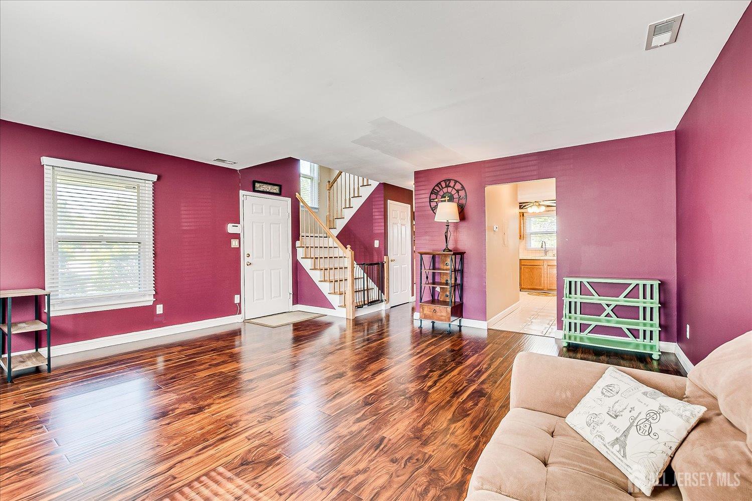 7 Heather Way, Sayreville, New Jersey image 6