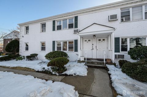 Condo For Sale - 12 Garfield Park #A<br/> Edison, NJ 08837