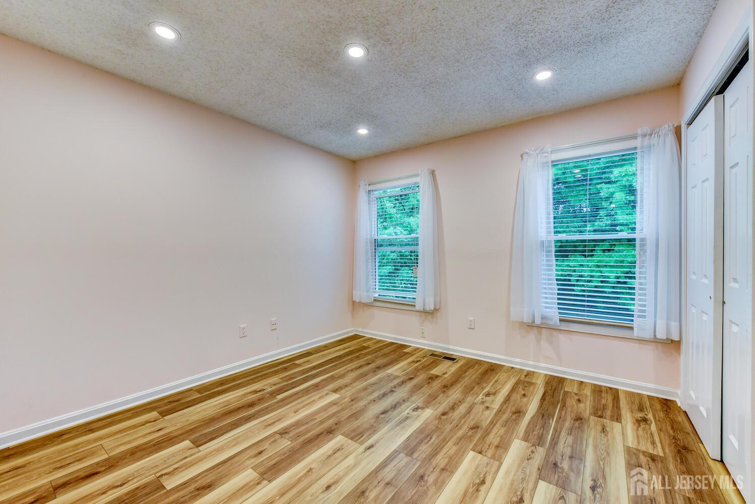 253 Rooney Court, East Brunswick, New Jersey image 29