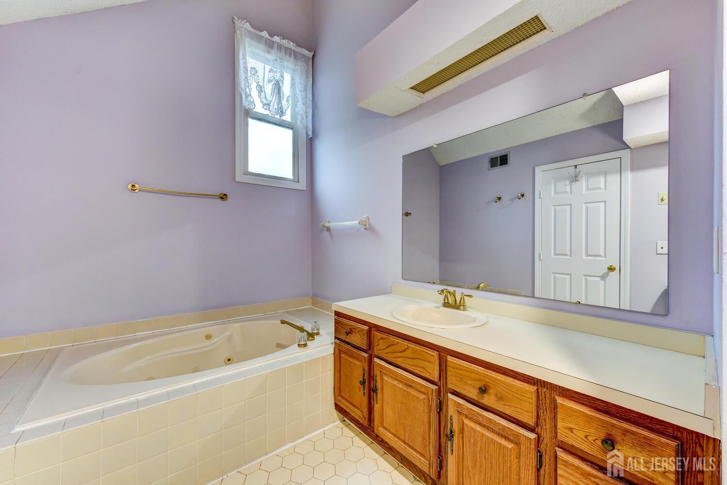 253 Rooney Court, East Brunswick, New Jersey image 23