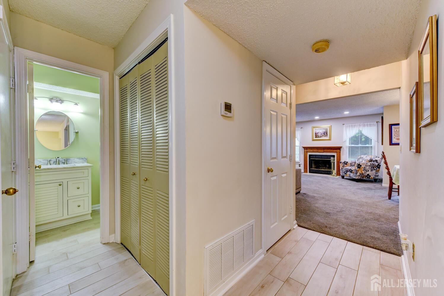 253 Rooney Court, East Brunswick, New Jersey image 14