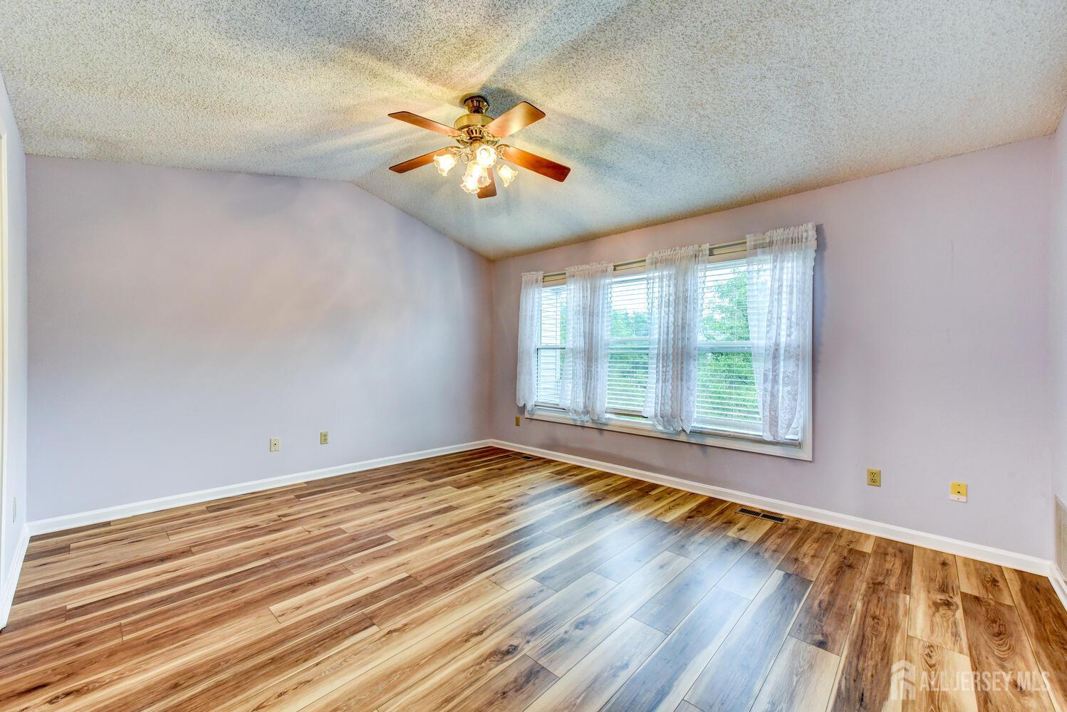 253 Rooney Court, East Brunswick, New Jersey image 19