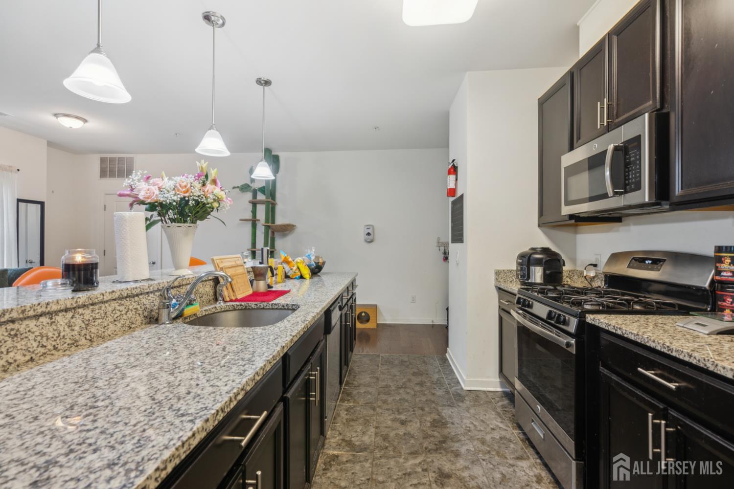 350 S Broad Street #305, Trenton, New Jersey image 11