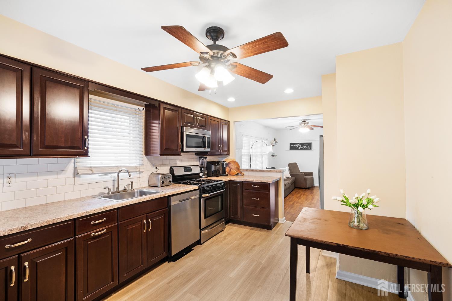 2903 Grasselli Avenue, Linden, New Jersey image 7