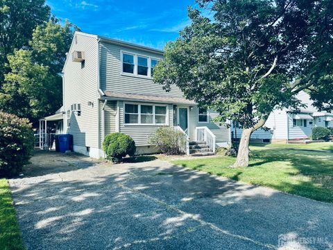 Homes For Sale - 41 W Henry Place<br/> Iselin, NJ 08830