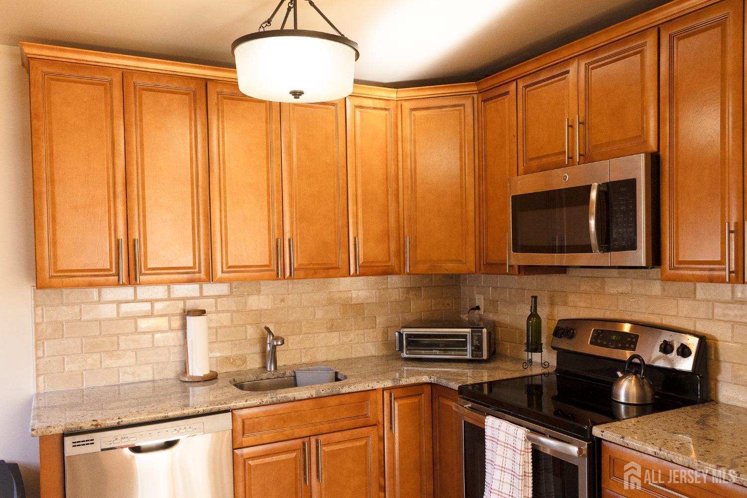 213 Julius Street, Iselin, New Jersey image 10