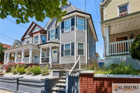 Homes For Sale - 96 Gordon Street<br/> Perth Amboy, NJ 08861