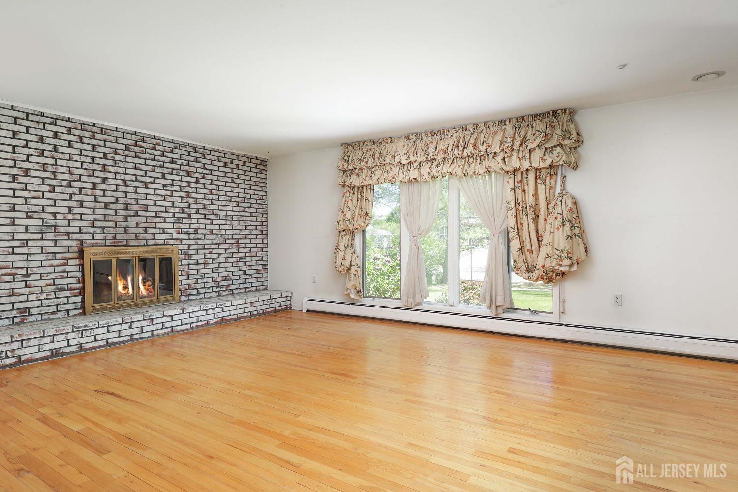25 Briarwood Drive, Old Bridge, New Jersey image 9