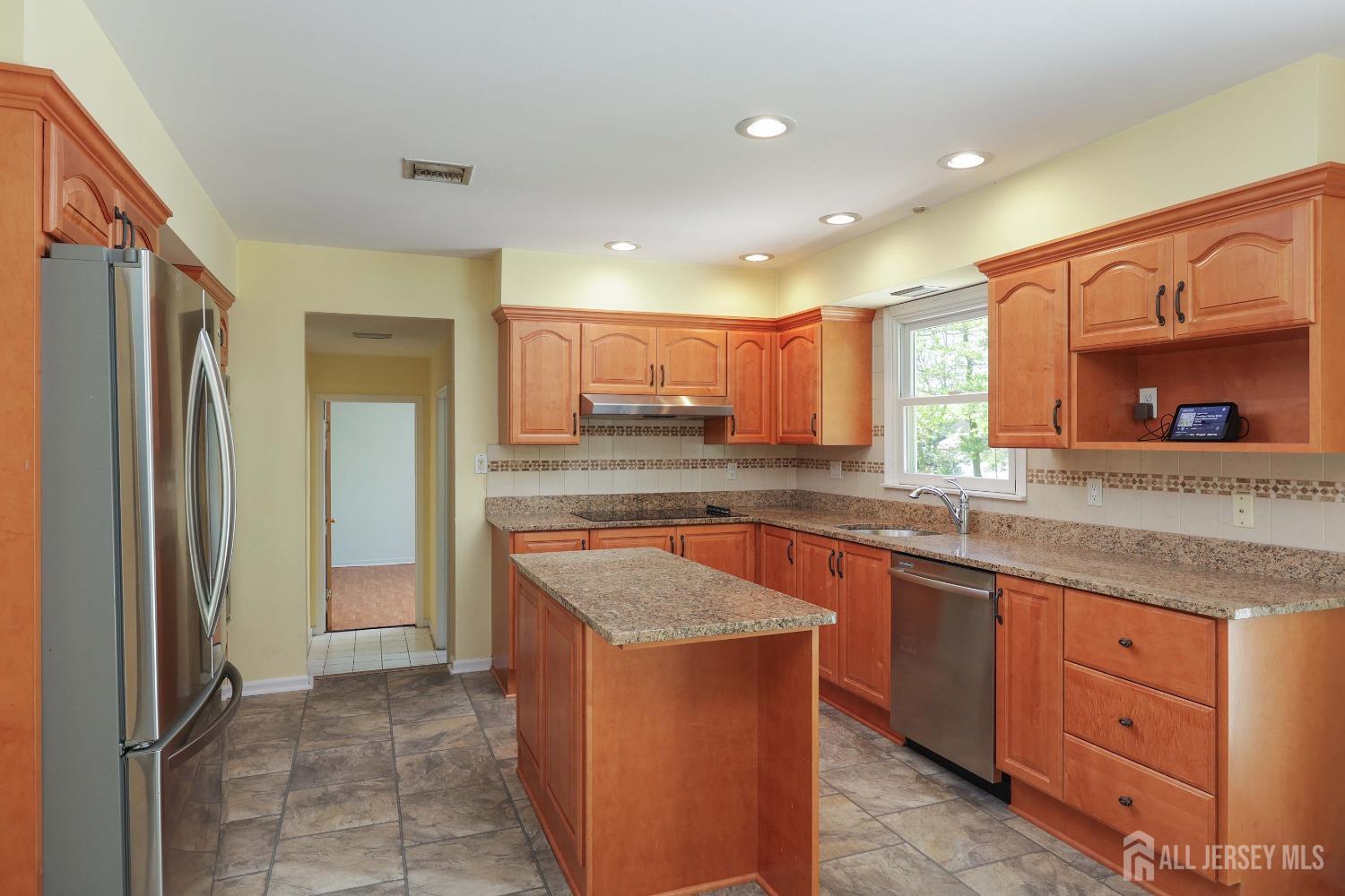 25 Briarwood Drive, Old Bridge, New Jersey image 13