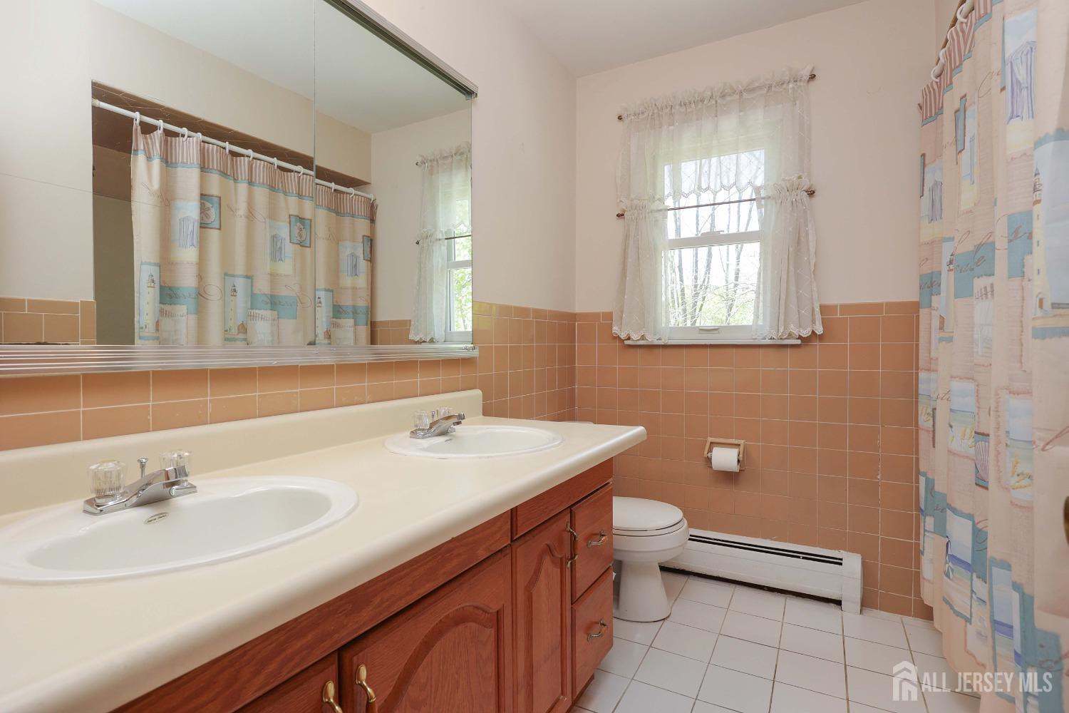 25 Briarwood Drive, Old Bridge, New Jersey image 24
