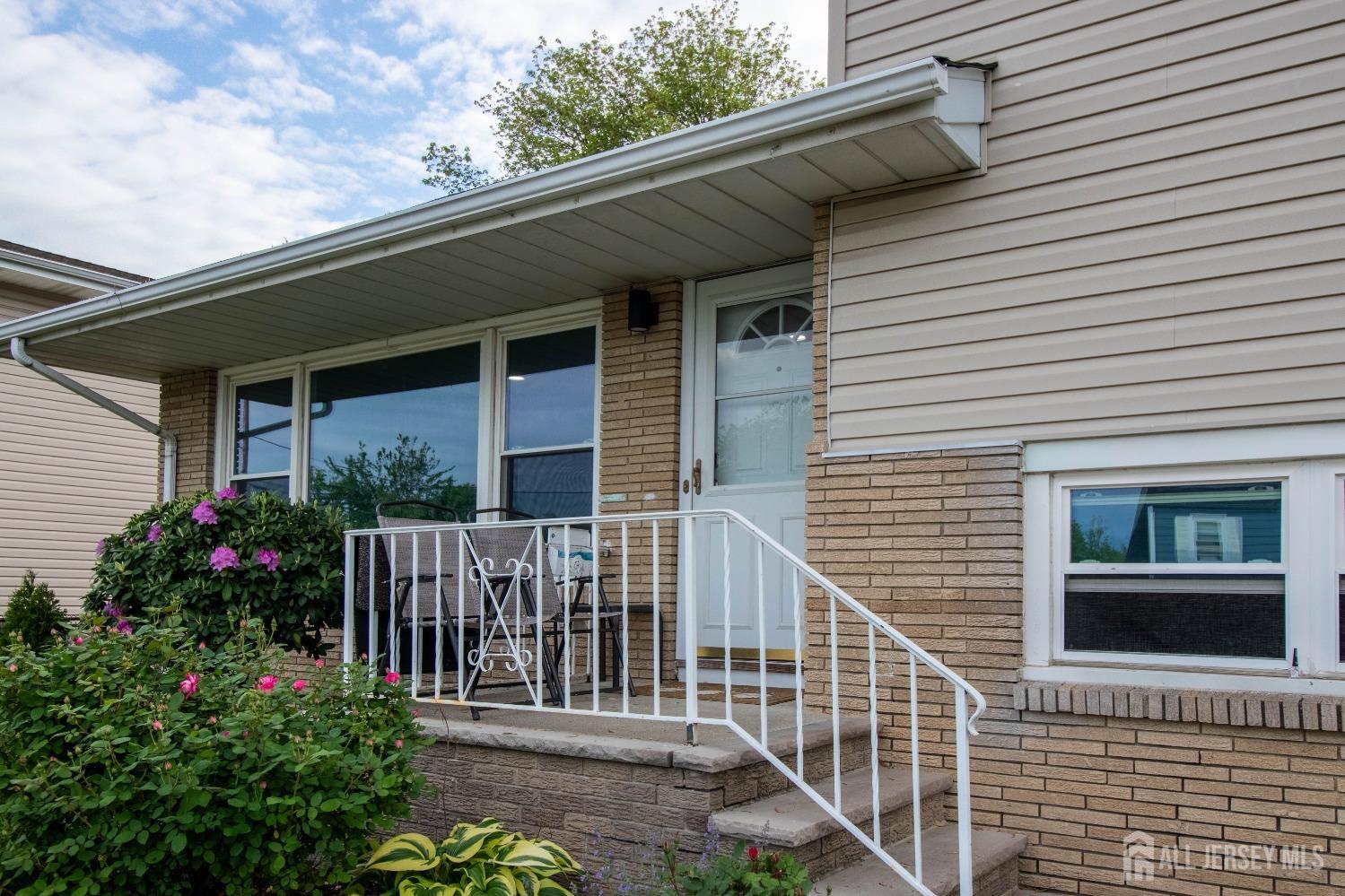 11 Monush Street, South River, New Jersey image 2