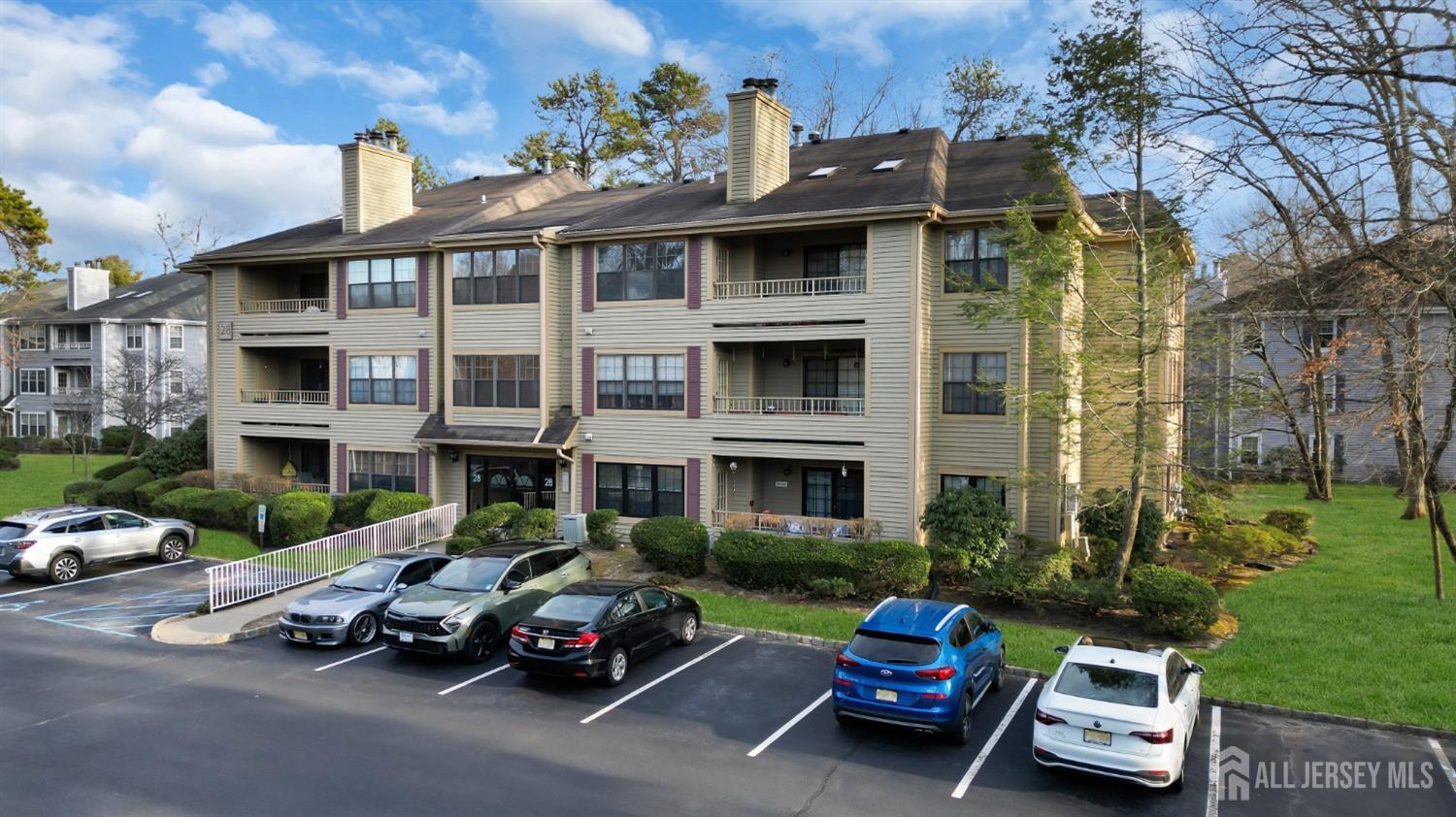 2804 Ridgefield Court, Helmetta, New Jersey image 2