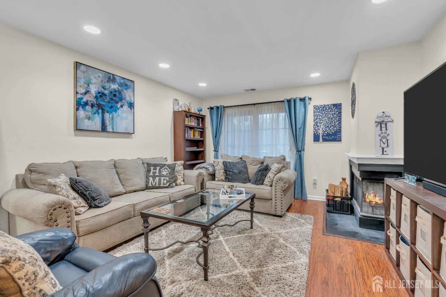 2804 Ridgefield Court, Helmetta, New Jersey image 4