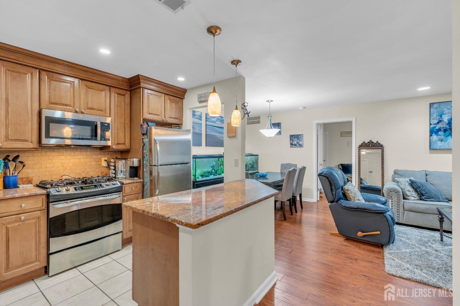 2804 Ridgefield Court, Helmetta, New Jersey image 7