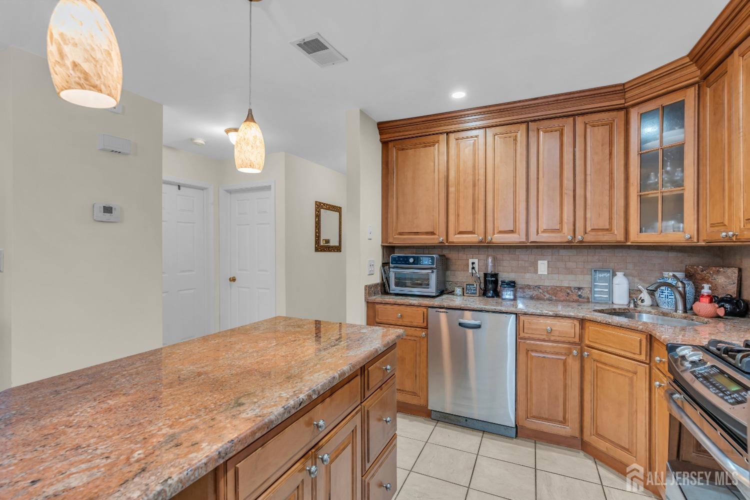 2804 Ridgefield Court, Helmetta, New Jersey image 10