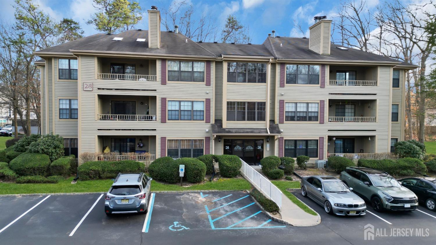 2804 Ridgefield Court, Helmetta, New Jersey image 1