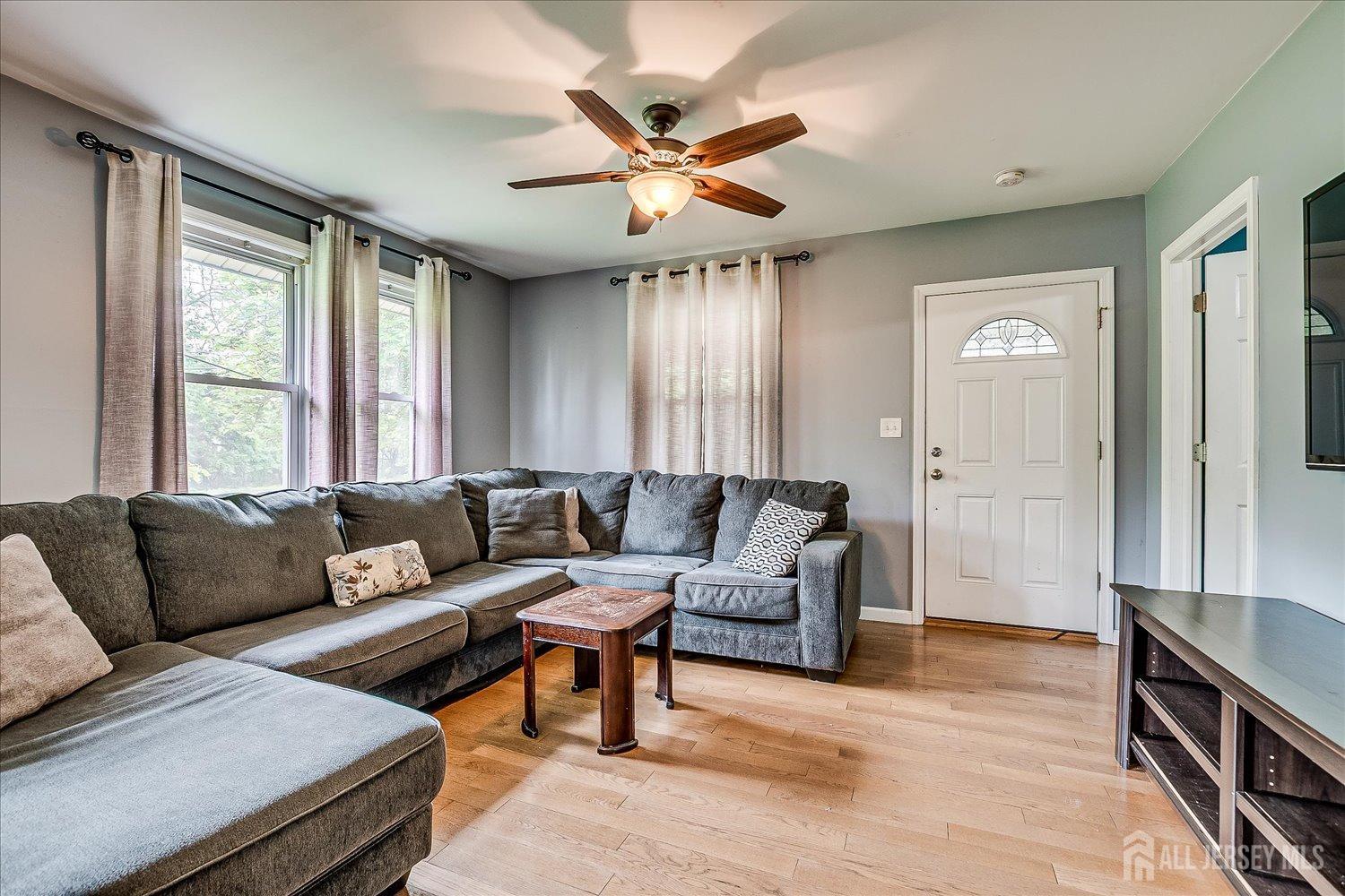 516 Sampton Avenue, South Plainfield, New Jersey image 5