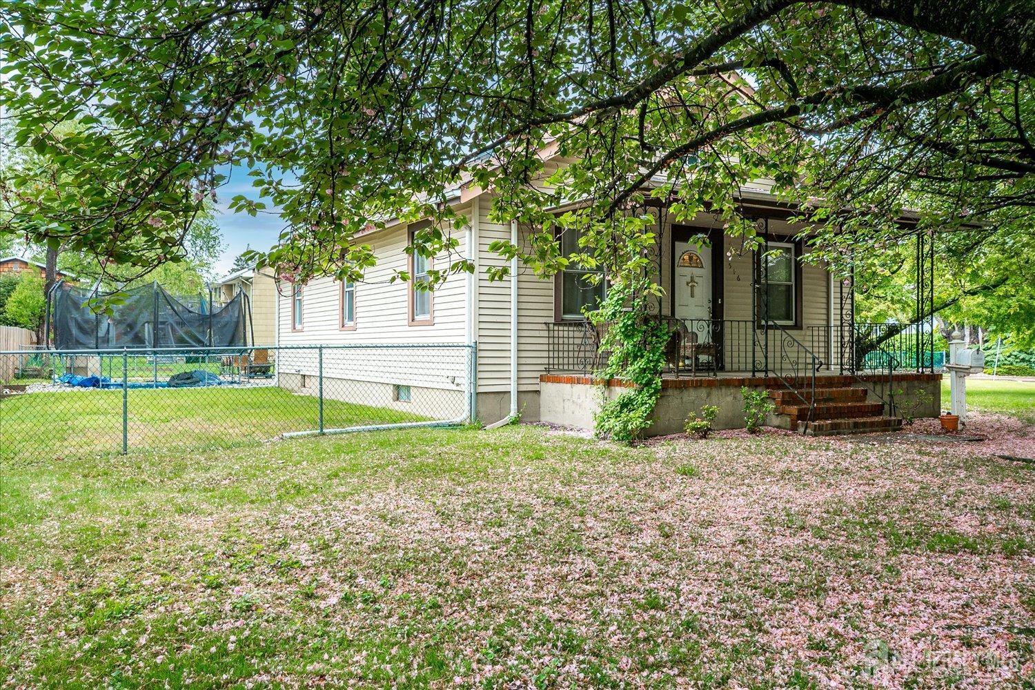 516 Sampton Avenue, South Plainfield, New Jersey image 2