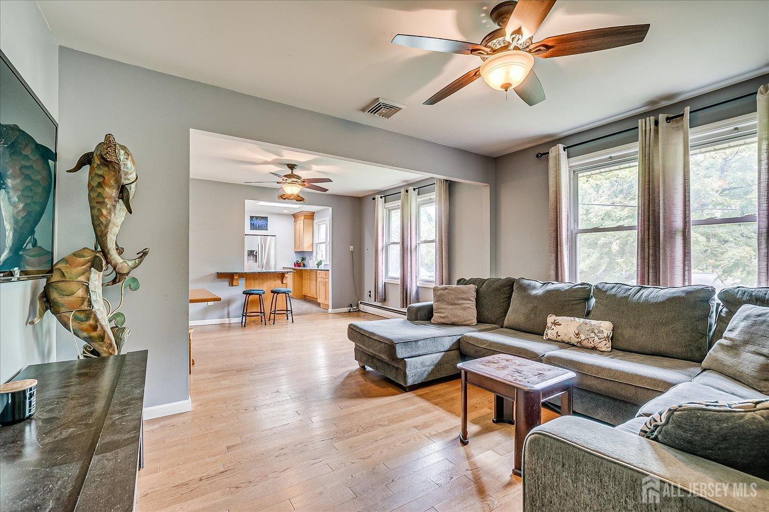 516 Sampton Avenue, South Plainfield, New Jersey image 3