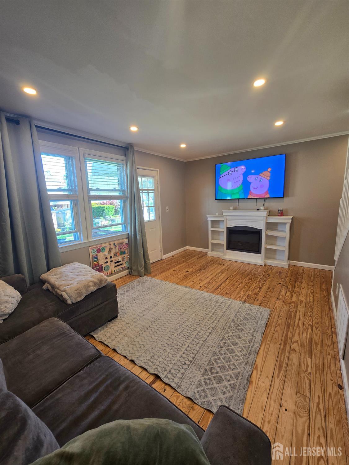 34 Barker Avenue, Eatontown, New Jersey image 10