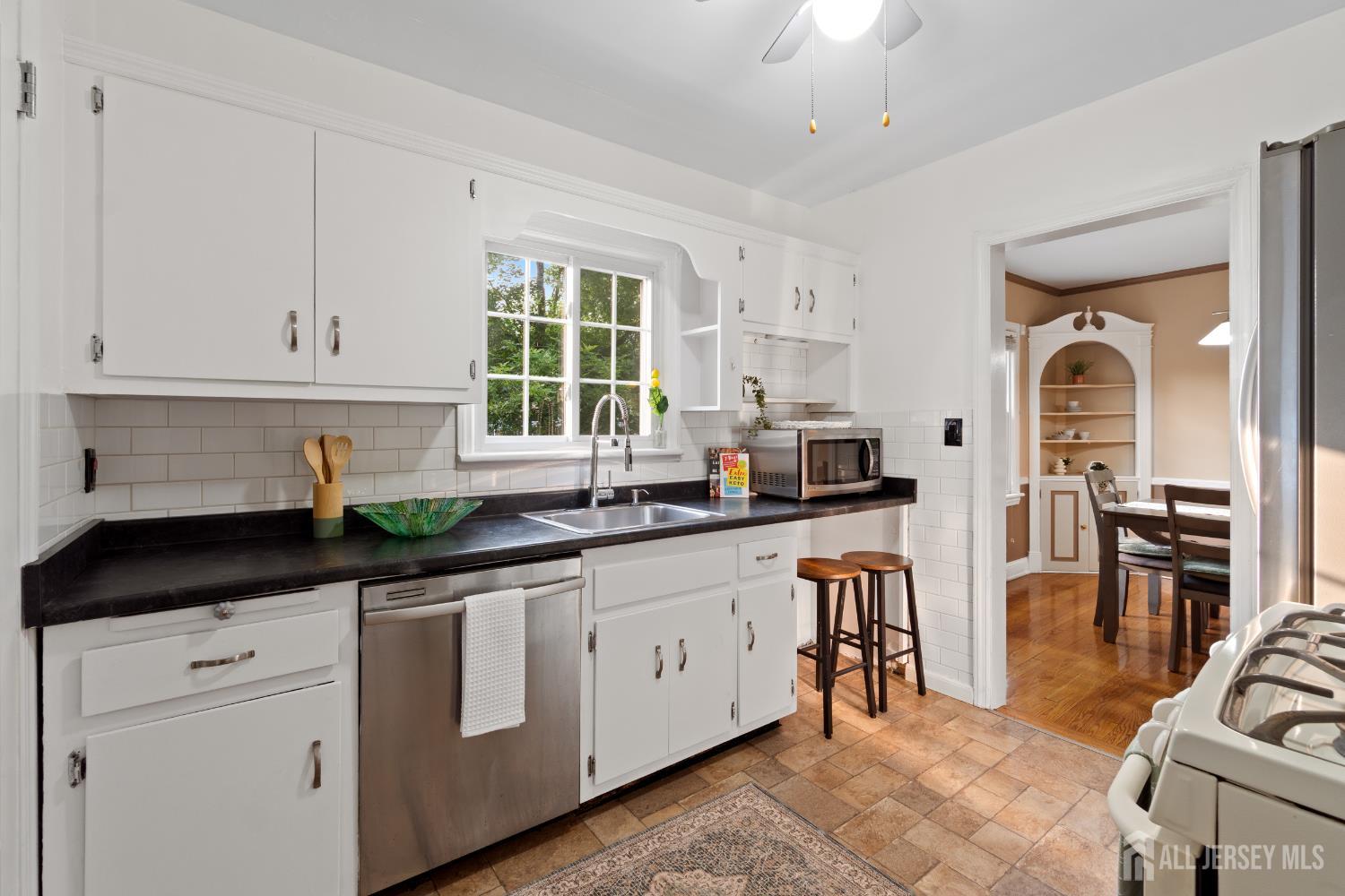 7 Woods End Road, West Orange, New Jersey image 11
