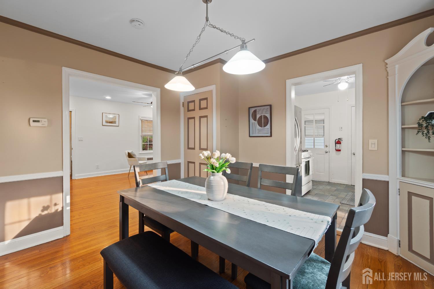 7 Woods End Road, West Orange, New Jersey image 9