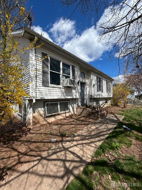 Homes For Sale - 123 Kimball Street<br/> Iselin, NJ 08830